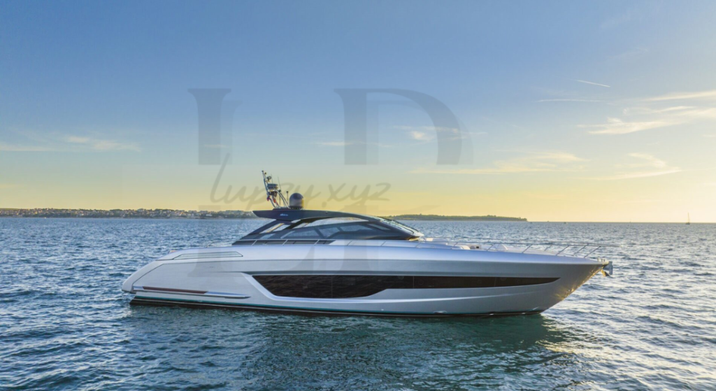 Riva 68′ Diable: The Epitome of Luxury, Performance, and Sophistication in Modern Yachting